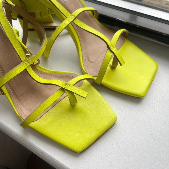 Saks Fifth Avenue Neon Yellow Heels - Picture 6 of 13
